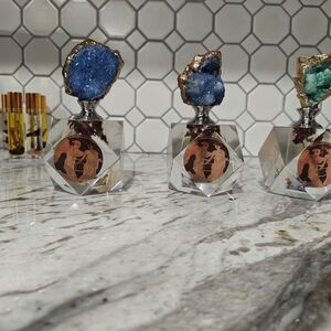 Aura Crystal-Top Body Oil with Blue and Green Stones